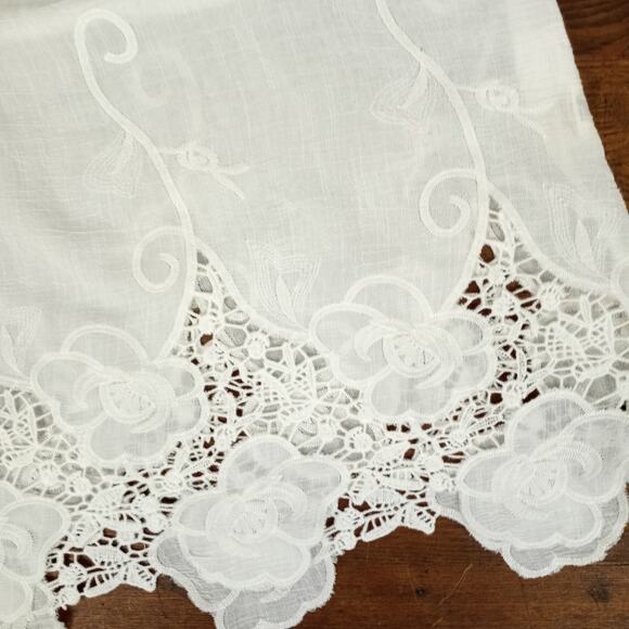 ADIVA Semi Sheer White Boho Style Blouse White Lace 1X Feminine Coquette Boho - Picture 6 of 9